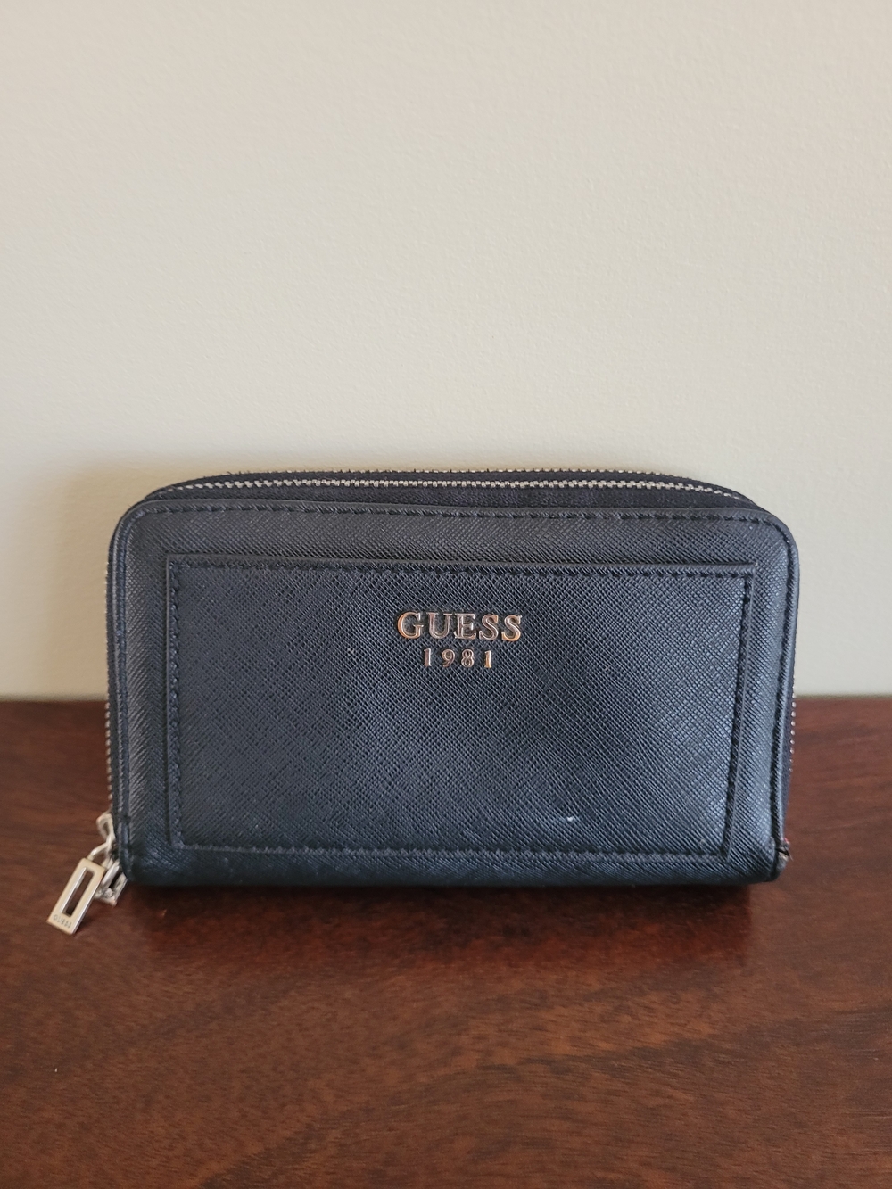 Vintage GUESS 1981 Black Zip-Around Women's Wallet